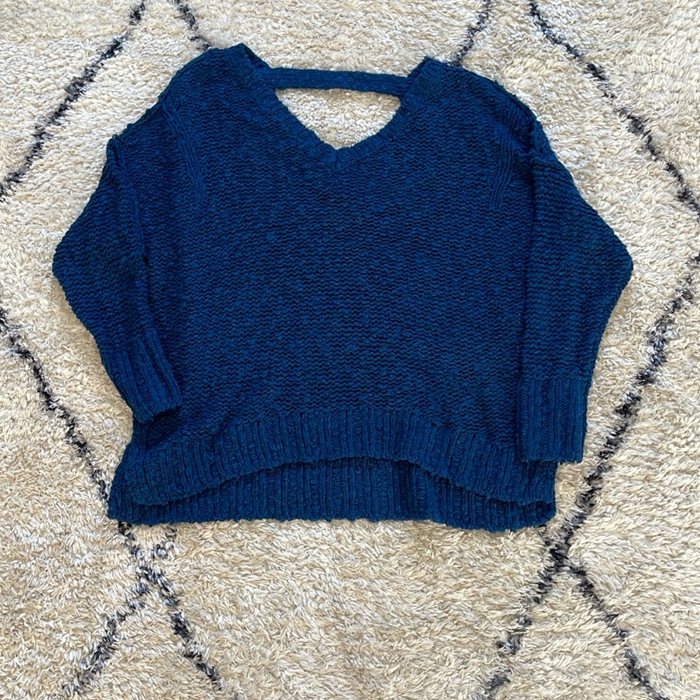 Hollister co. Sweater, large.